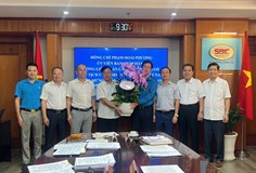 Công đoàn Xây dựng Việt Nam thăm, chúc mừng các doanh nghiệp nhân Ngày Doanh nhân Việt Nam 13/10