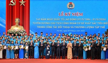 Lễ kỷ niệm 140 năm Ngày Quốc tế Lao động: 02 Chủ tịch công đoàn cơ sở ngành Xây dựng được tuyên dương 