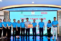 Bộ Xây dựng và Công đoàn Xây dựng Việt Nam thăm, tặng quà người lao động HUD nhân Tháng Công nhân năm 2026