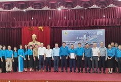 Công đoàn Tổng công ty Công nghiệp Tàu thủy: Gắn biển 02 sản phẩm chào mừng kỷ niệm 30 năm thành lập (04/12/1996 – 04/12/2026)